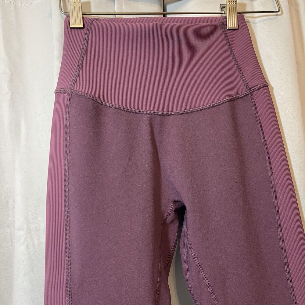 P’tula High Waist Ribbed Panel Leggings in Mauve – Size Small